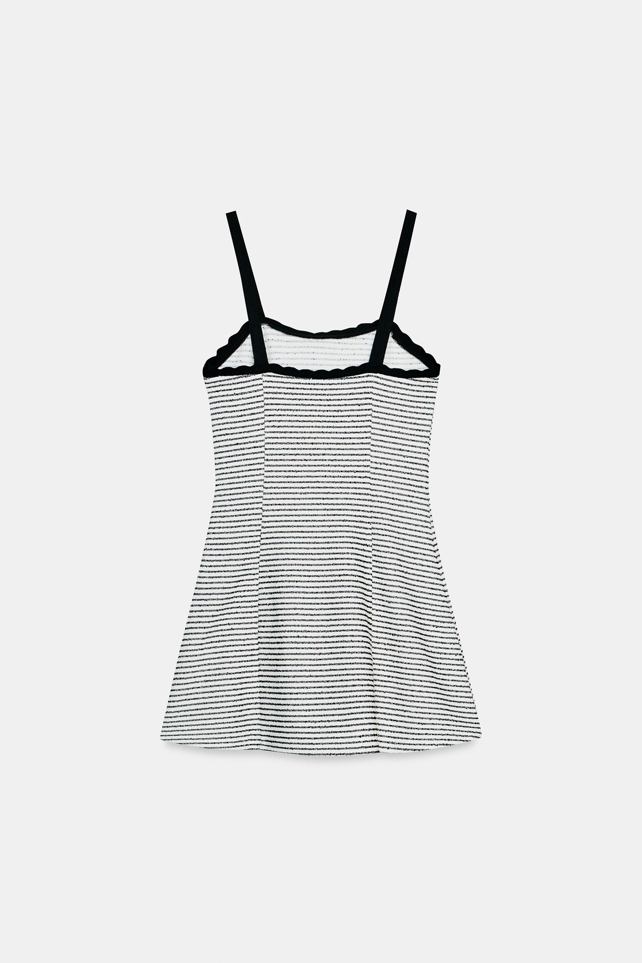 ROBE BOUCLÉE À RAYURES